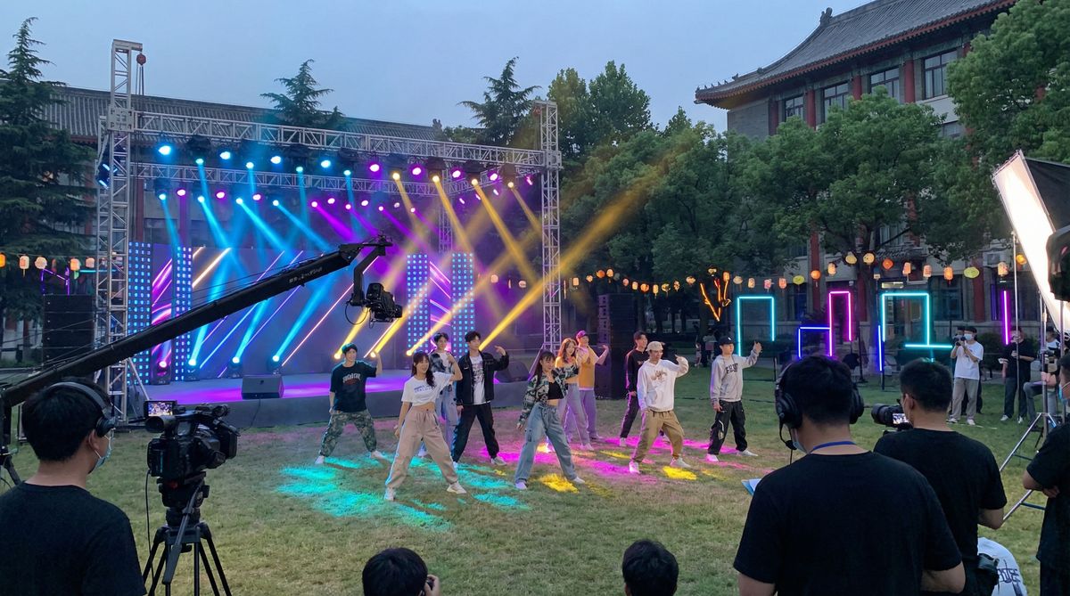 搜同网MV拍摄教程传媒校园音乐传媒制作